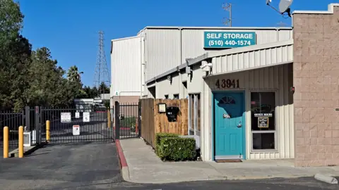 Auto Mall Parkway Self Storage photo 2