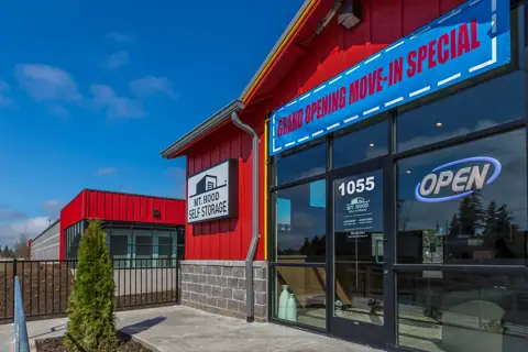 Mt Hood Self Storage in Woodburn, OR