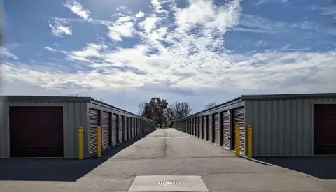 Bridgeport Storage photo 3