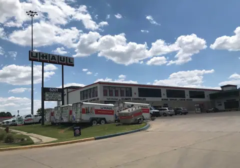 U-Haul Moving & Storage of Haltom City E in Haltom City, TX