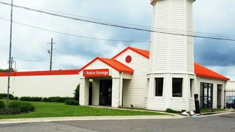 Public Storage in Southfield, MI