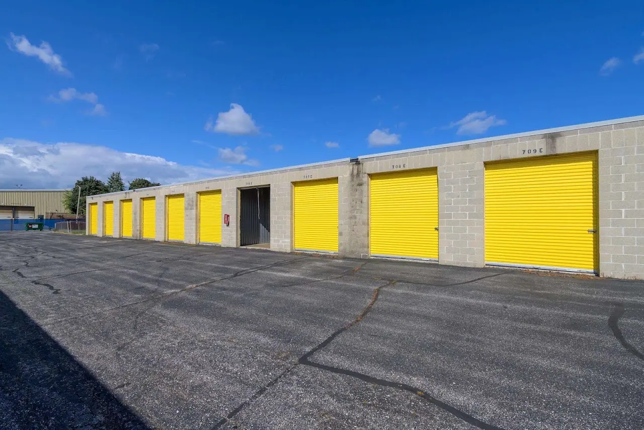 Storage Lion, RV storage in Milwaukee