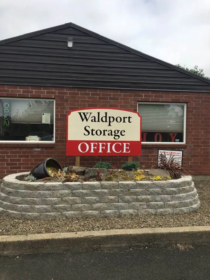 Simply Storage - Waldport, RV storage in Waldport