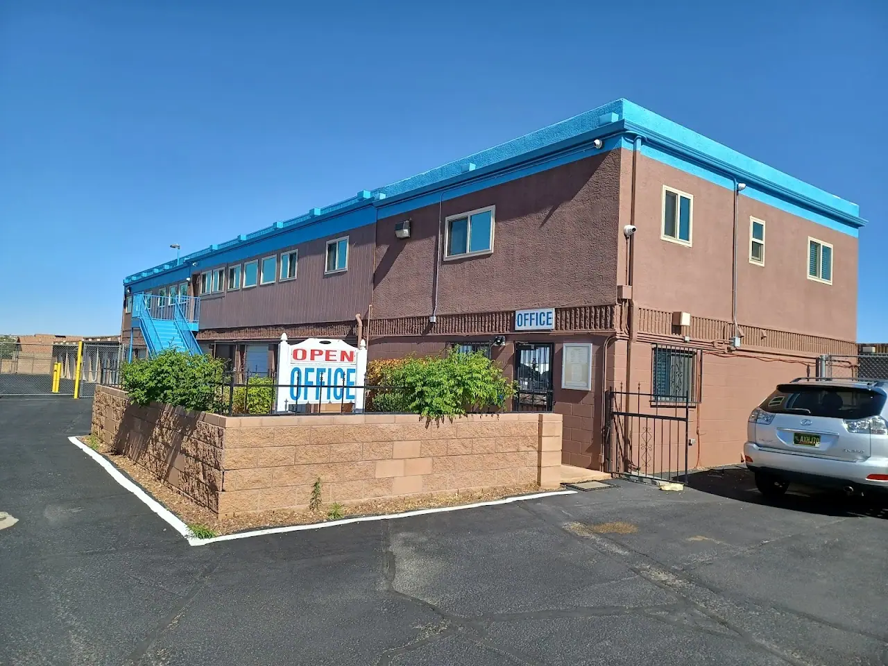 Golf Course Road Mini Storage, RV storage in Rio Rancho