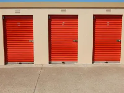 Self-Storage at U-Haul, RV storage in Lake in the Hills