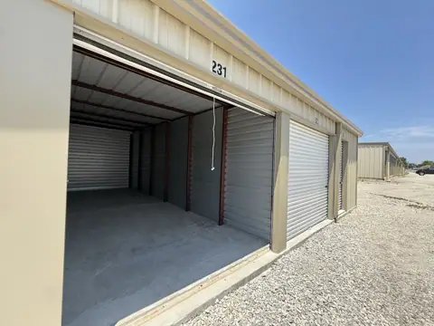 Locker Storage Claremore Car Boat RV Parking photo 3