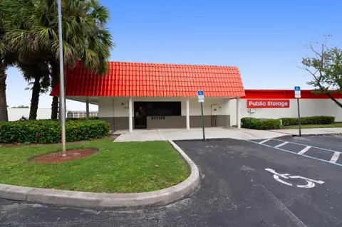 Public Storage photo 3
