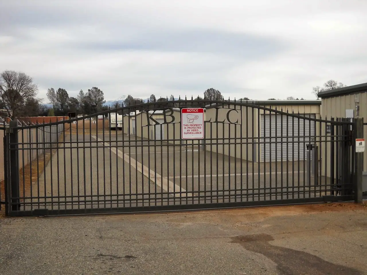 Live Oak Mini Storage, RV storage in Redding