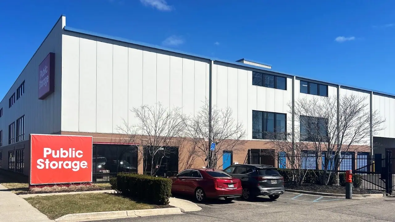 Public Storage, RV storage in Eastpointe