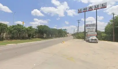 U-Haul Trailer Hitch Super Center of Vance Jackson in San Antonio, TX