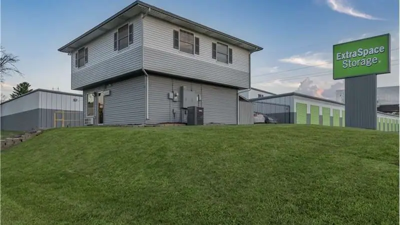 Extra Space Storage, RV storage in Overland Park