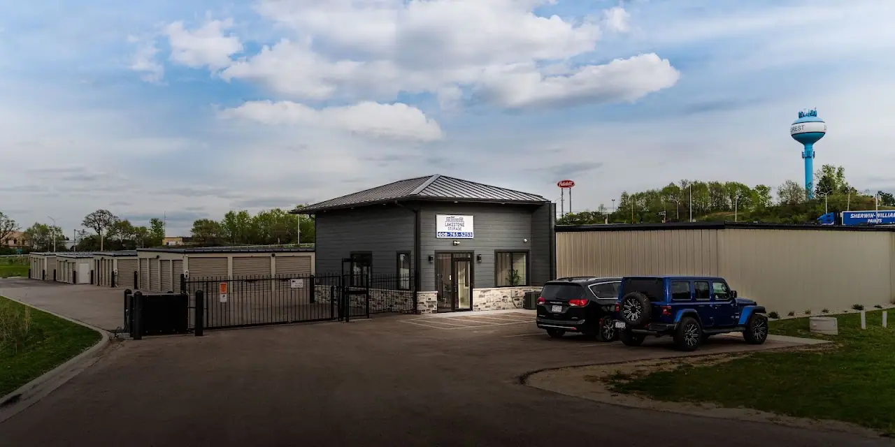 Lakestone Storage Madison/DeForest, RV storage in DeForest