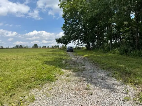 Old Gallatin Rd RV Storage in Portland, TN