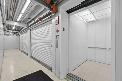 US Storage Centers photo 2