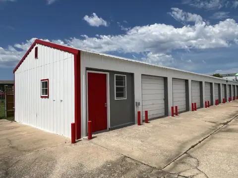 Broken Arrow Discount Storage photo 3