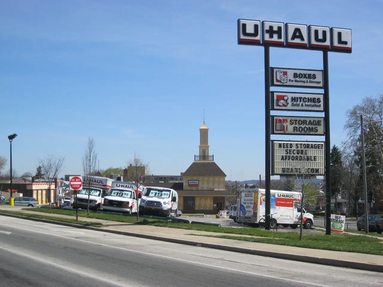 Self-Storage at U-Haul, RV storage in Norristown