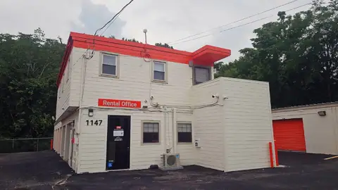 Public Storage photo 2