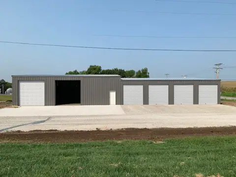 E-Z Storage - Higginsville Storage Units photo 2