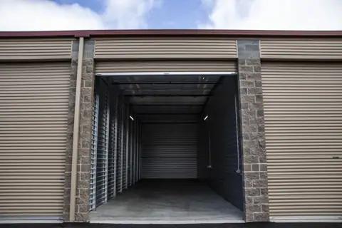 Enumclaw Plateau Heated Storage photo 2