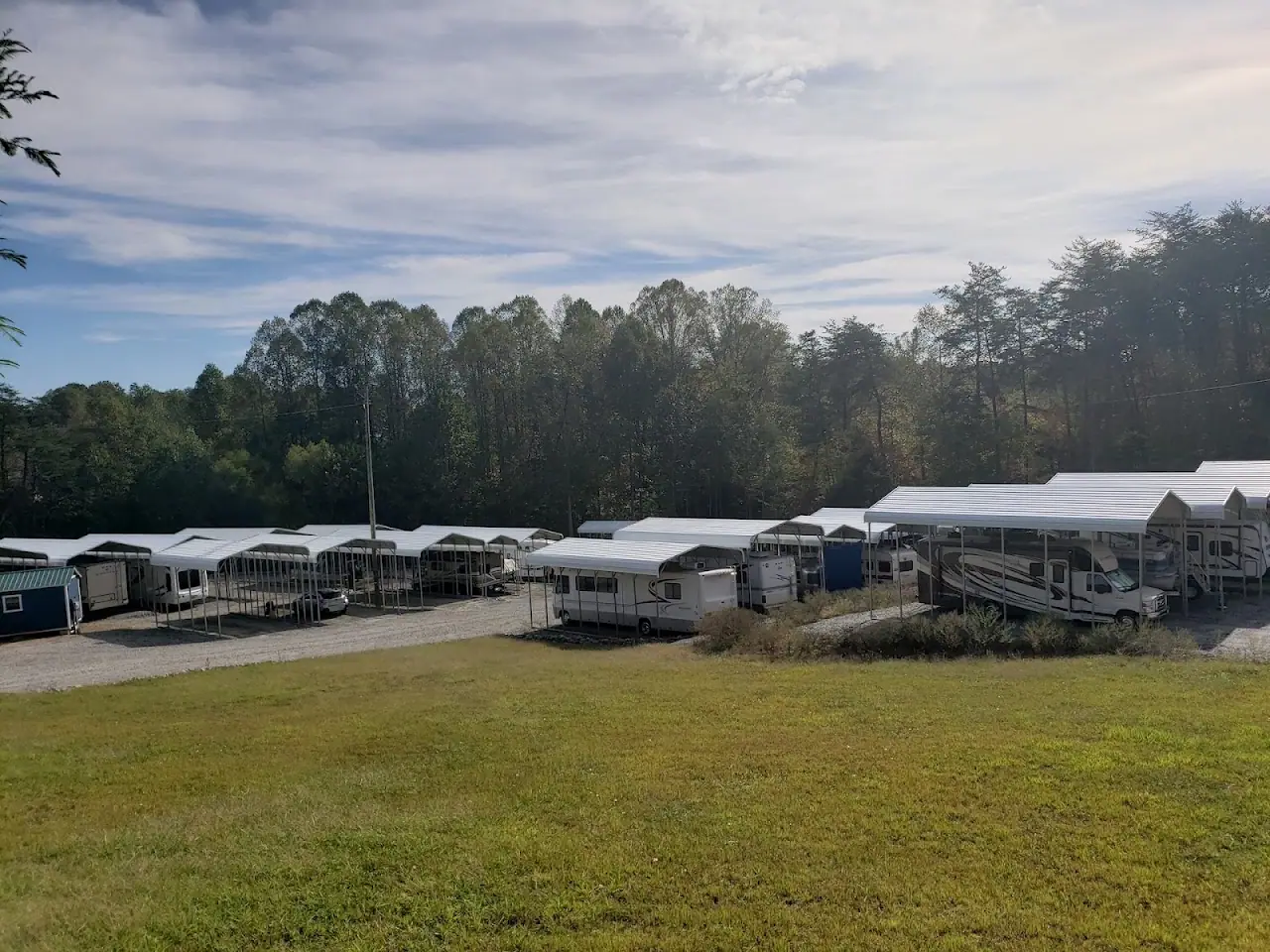 Noah's Landing - Lake James Boat Rentals | Boat & RV Storage, RV storage in Nebo