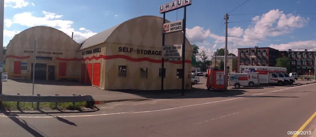 Self-Storage at U-Haul, RV storage in North Attleborough