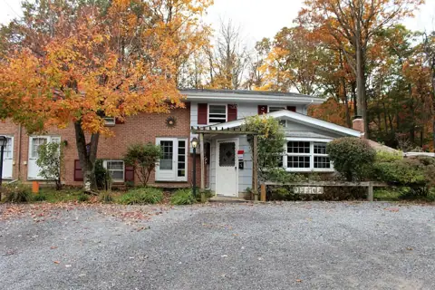 Woodland Manor Townhomes photo 2