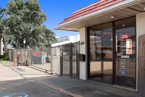 Public Storage photo 2