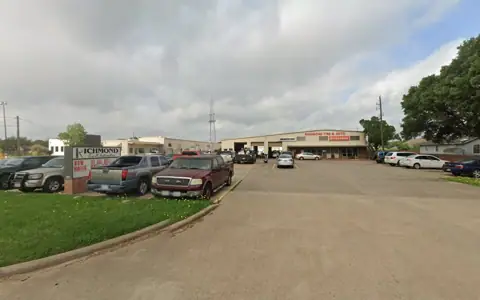 Fort Bend RV and Mini Storage photo 2