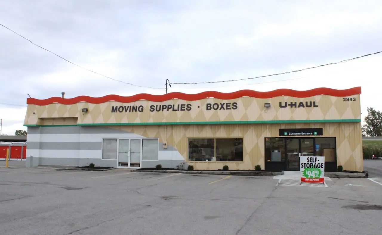 Self-Storage at U-Haul, RV storage in Tonawanda