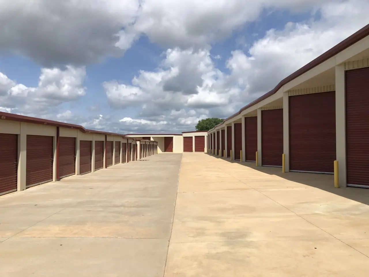 Storage 1 of Goldsby Self Storage, RV/Boat, U-Haul and Car Wash, RV storage in Norman