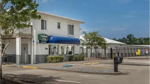 Extra Space Storage in Palm Coast, FL