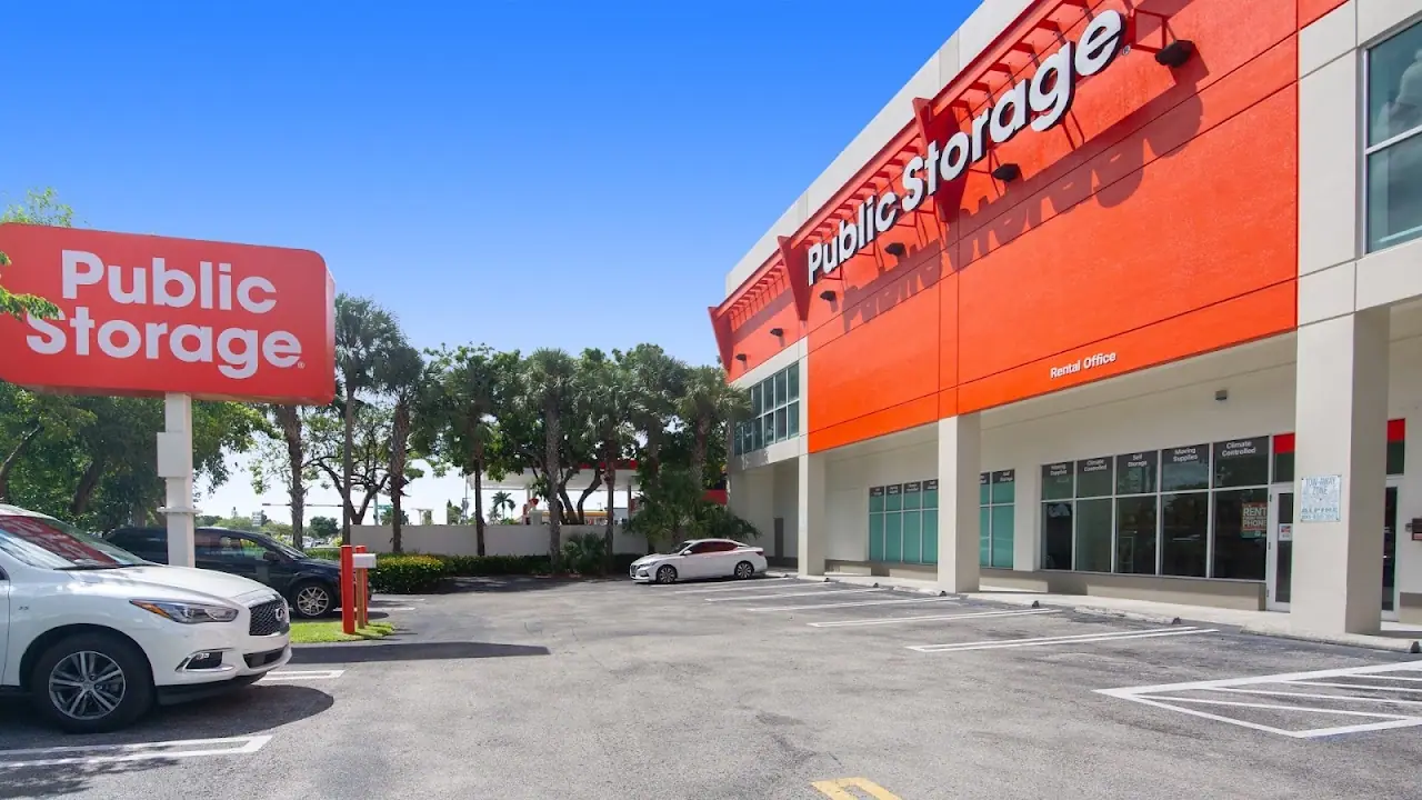 Public Storage, RV storage in Miami