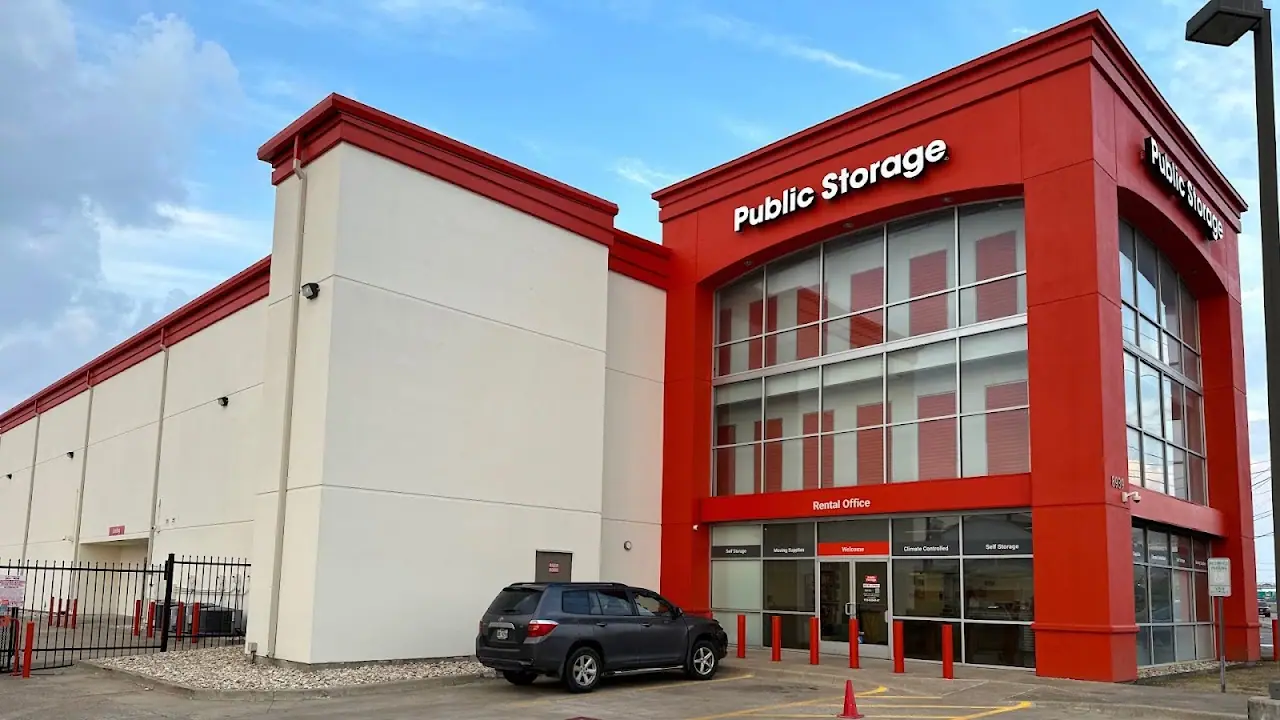 Public Storage, RV storage in Dallas