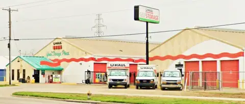 Self-Storage at U-Haul in Dallas, TX