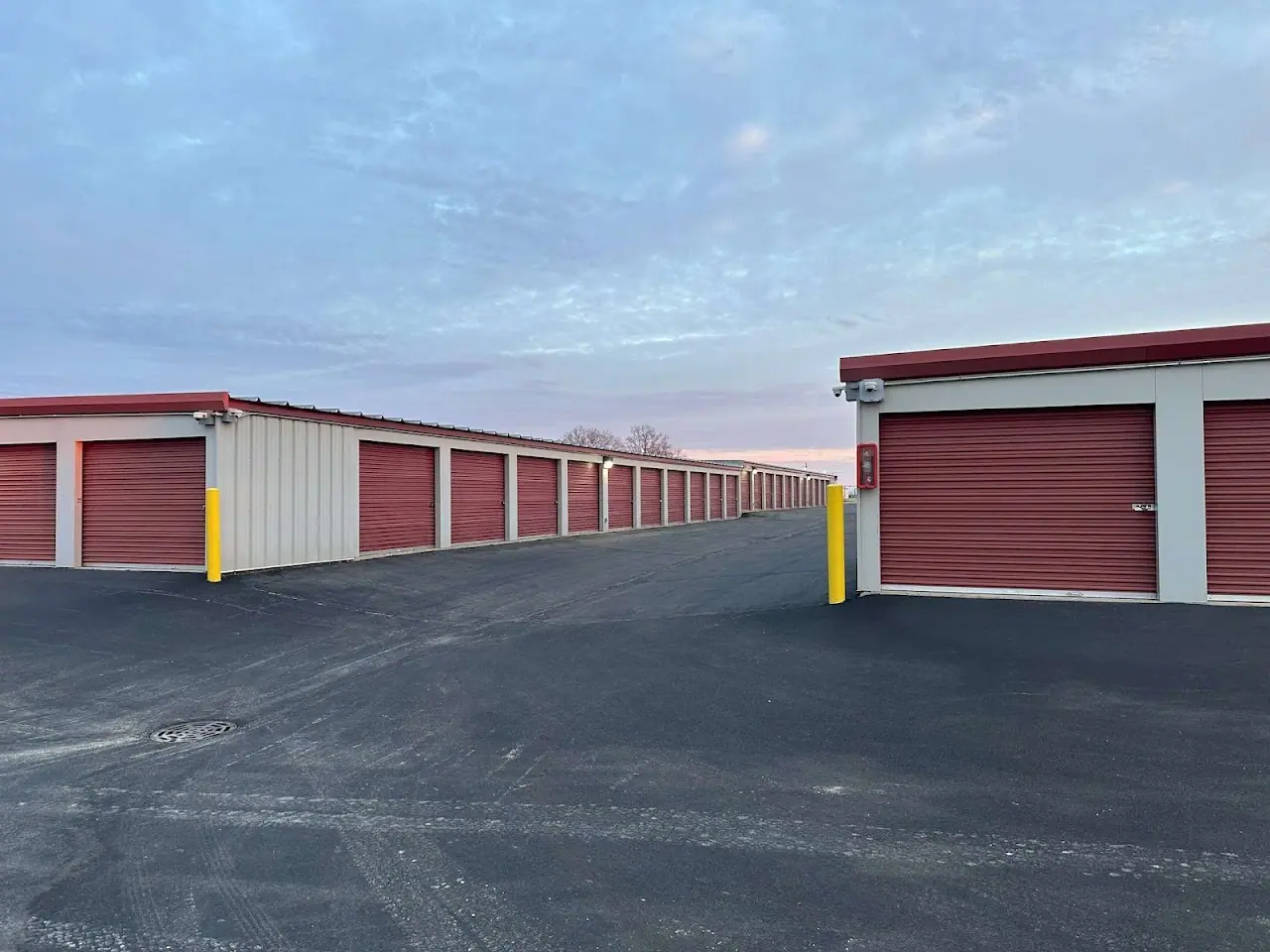 Crossroads Self Storage of Nothern Illinois, RV storage in Cherry Valley