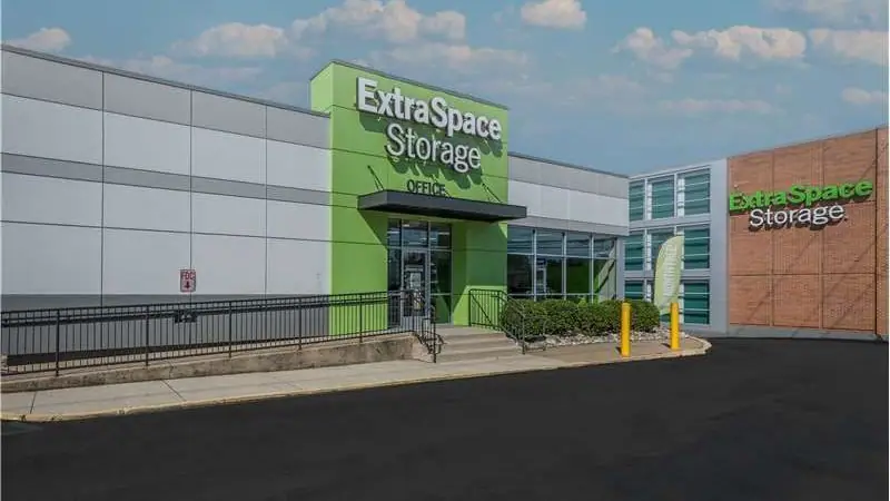 Extra Space Storage, RV storage in Bethesda