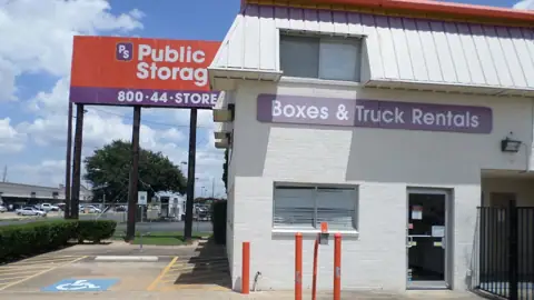 Public Storage in Houston, TX