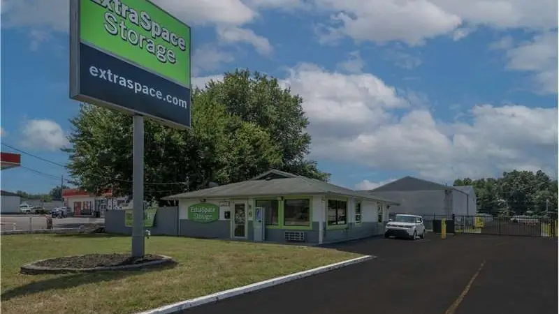 Extra Space Storage, RV storage in Louisville