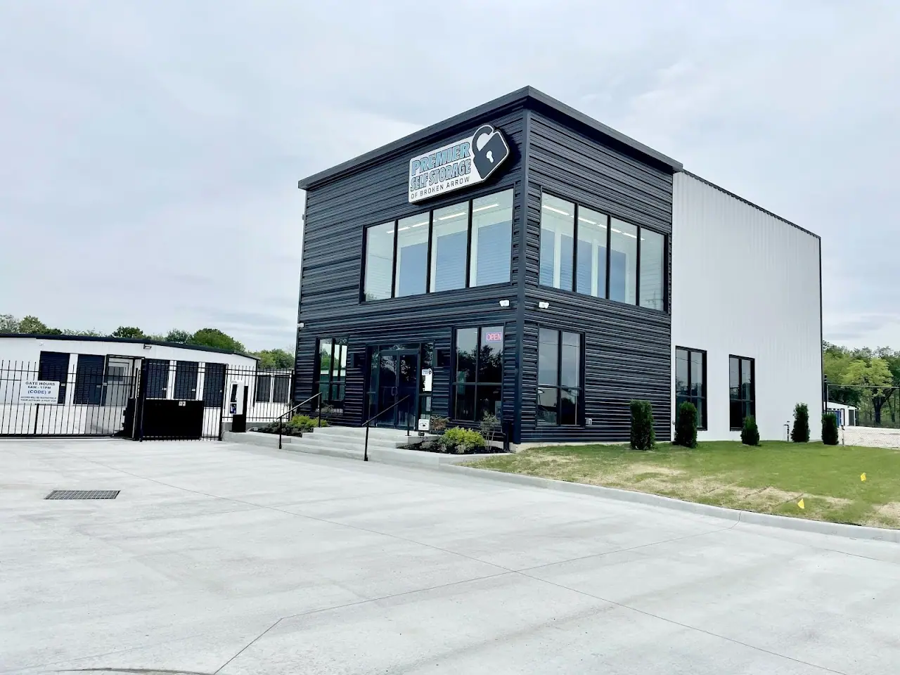 Premier Self Storage of Broken Arrow, RV storage in Broken Arrow
