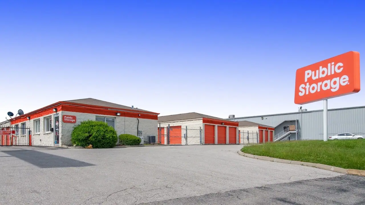 Public Storage, RV storage in St Charles