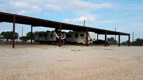 Short While Storage in Marion, TX