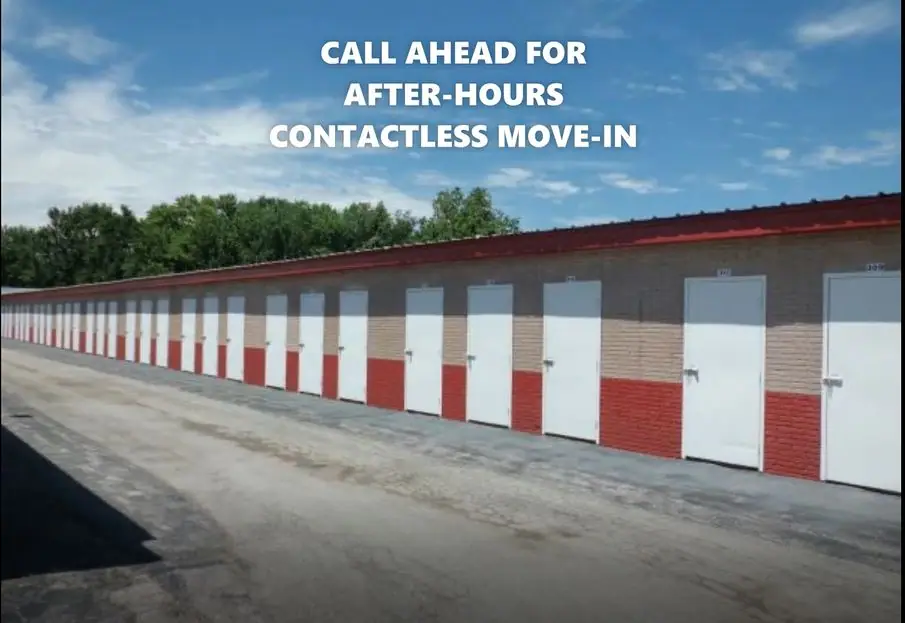 A Storage Inn, RV storage in Alton