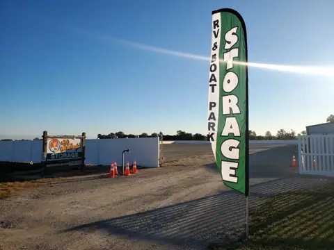 Molly MaLovely's Storage in Gardner, IL