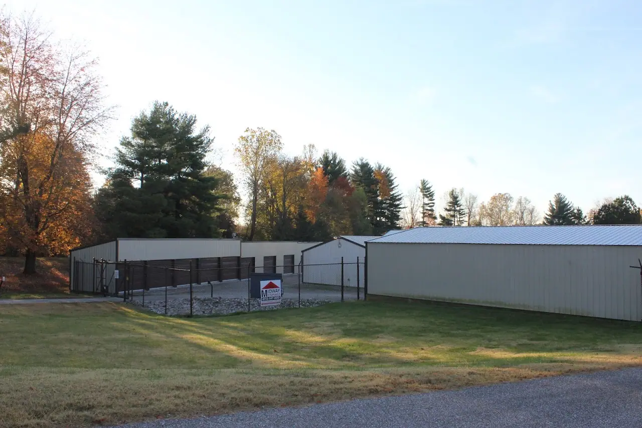 Midway Storage, RV storage in Tell City