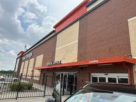 Public Storage photo 2