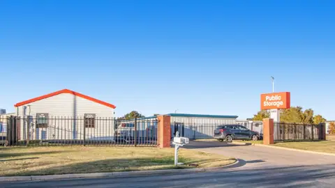 Public Storage photo 2