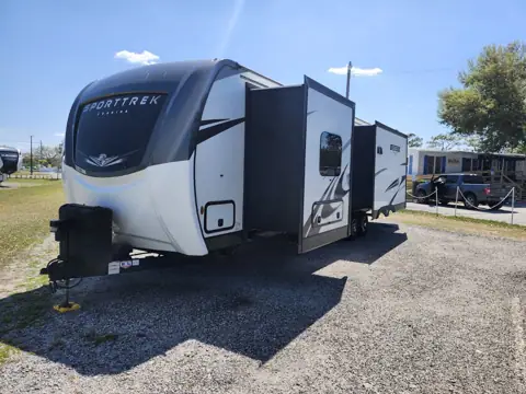 Arrow RV photo 3