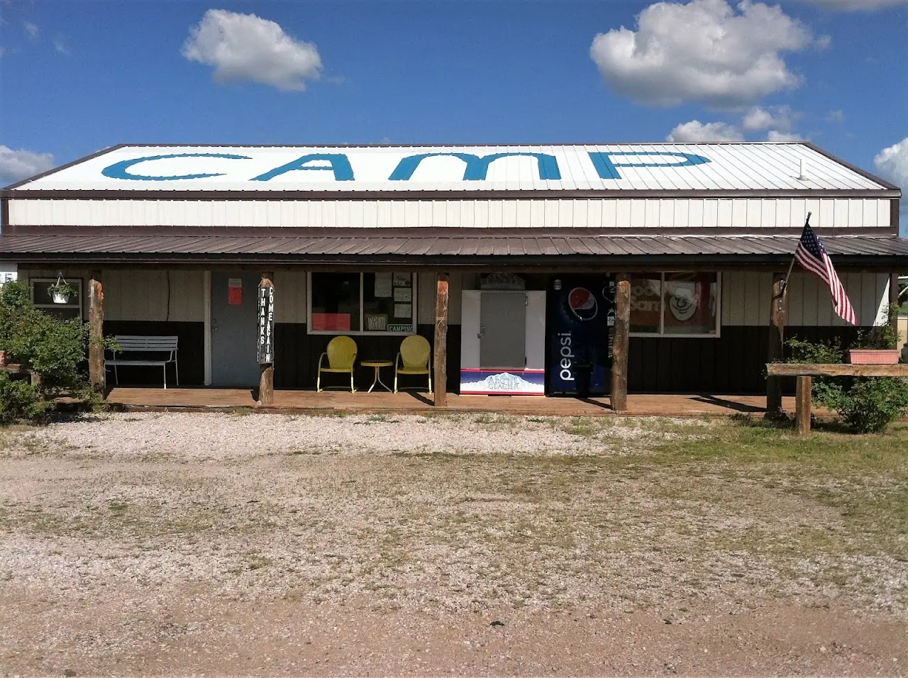 I-80 Lakeside Campground & Storage, RV storage in North Platte