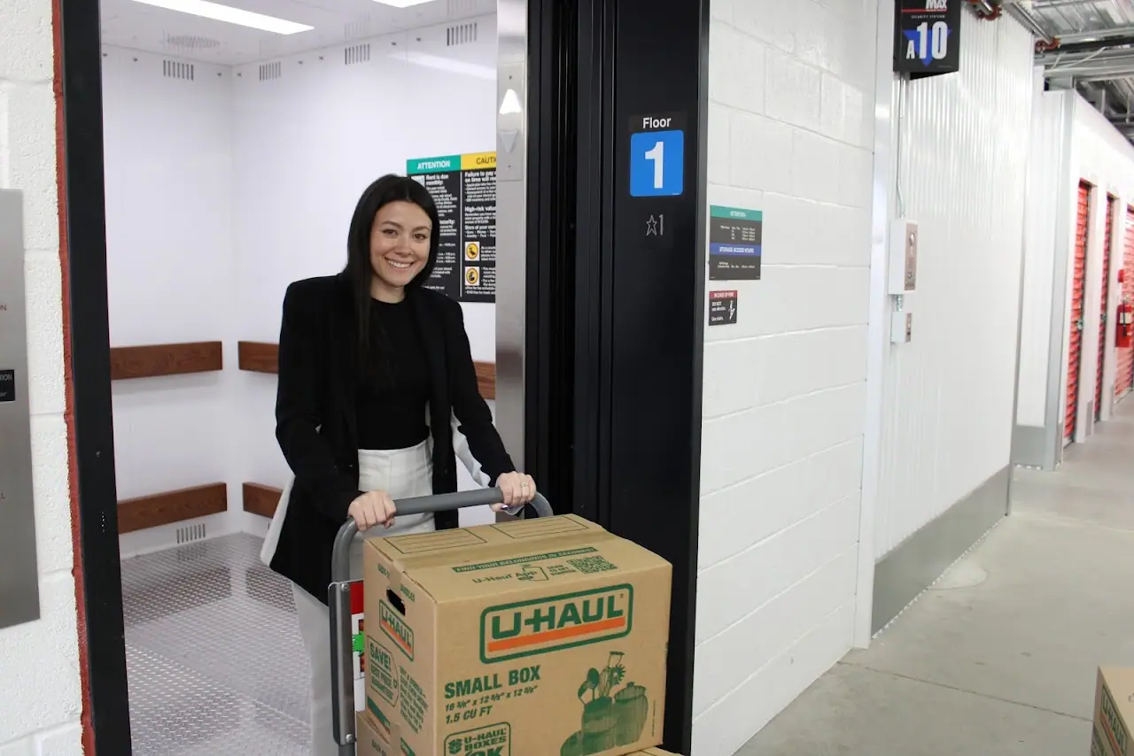 Self-Storage at U-Haul, RV storage in Phoenix