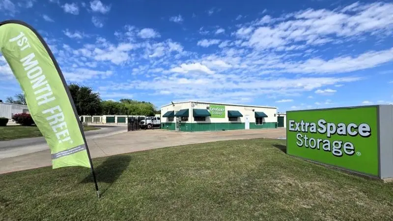 Extra Space Storage, RV storage in Lewisville
